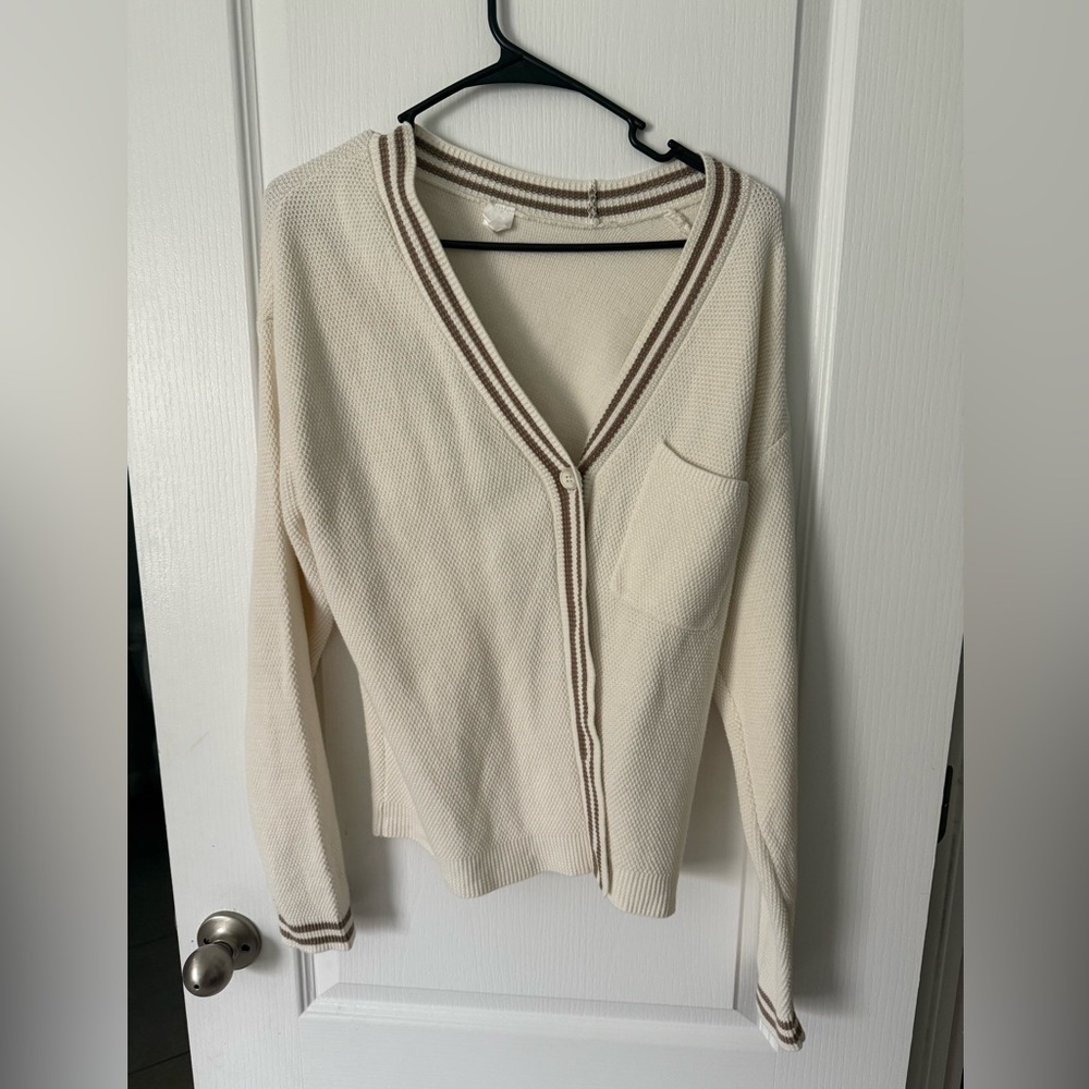 Alo Yoga Club Cardigan in Cream